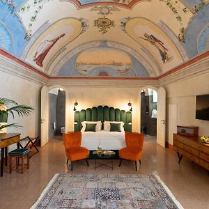 Relais La Casa Del Poeta